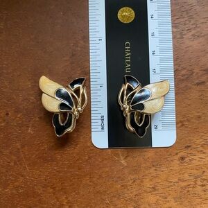 Vintage Trifari clips earrings in gold tone, black and cream enamel butterfly